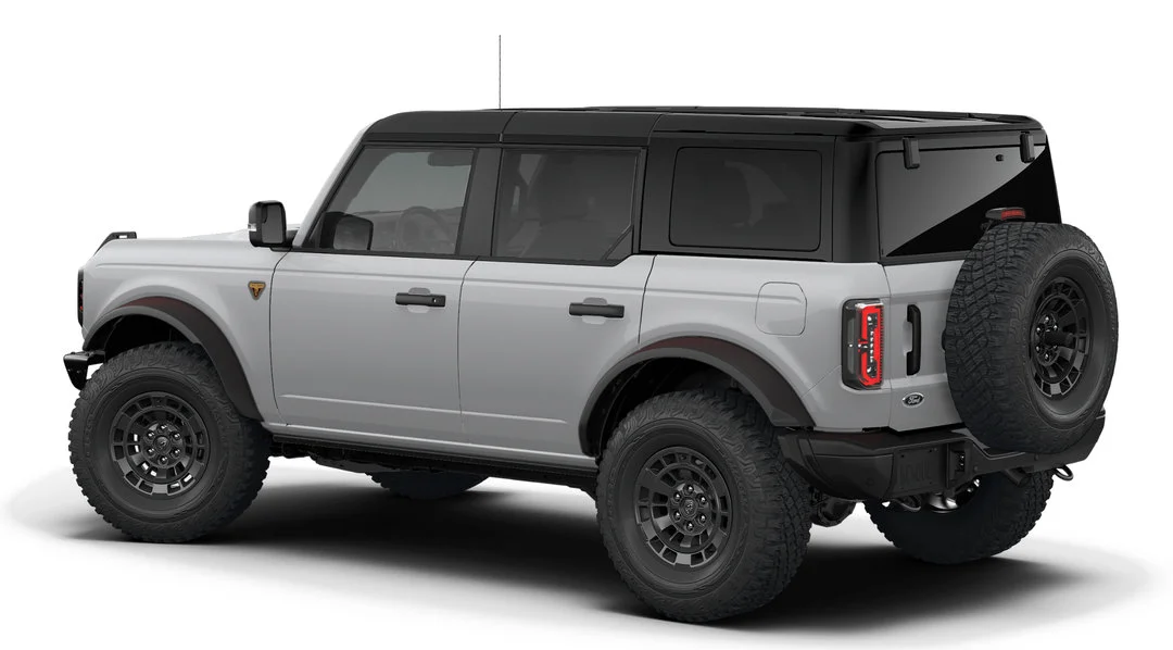 New 2026 AVALANCHE GREY Ford Badlands image 2