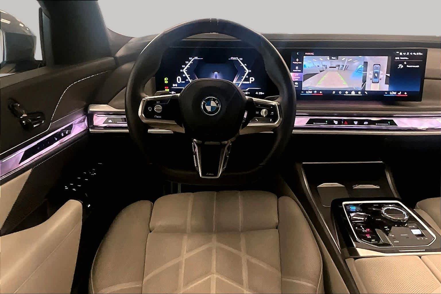 Used 2024 Brooklyn Grey Metallic BMW xDrive60 image 5