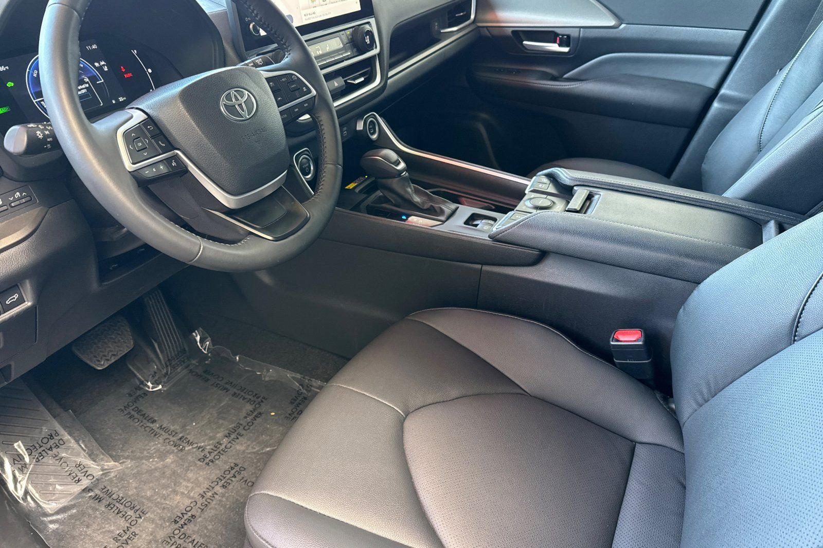 Certified Used 2026 Beige Toyota XLE image 34