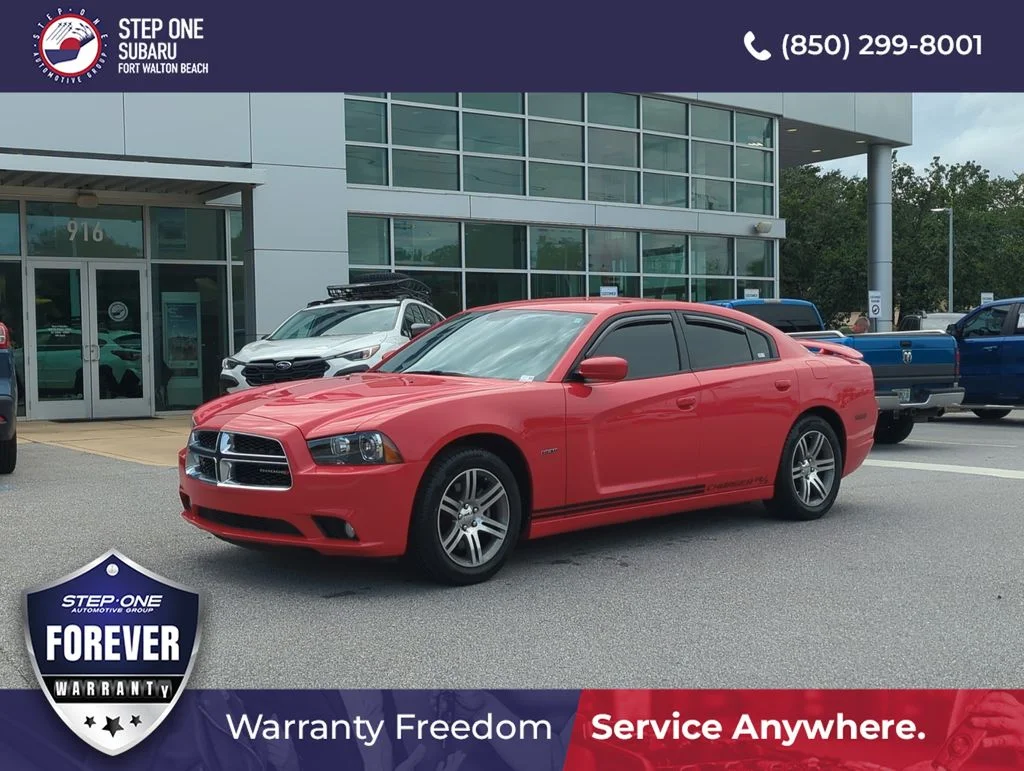 Used 2014 Red Dodge R/T image 1