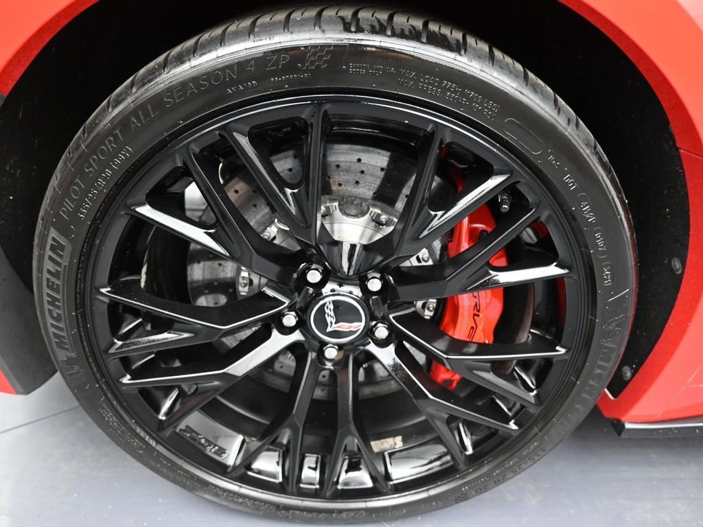 Used 2015 Torch Red Chevrolet Z06 image 27