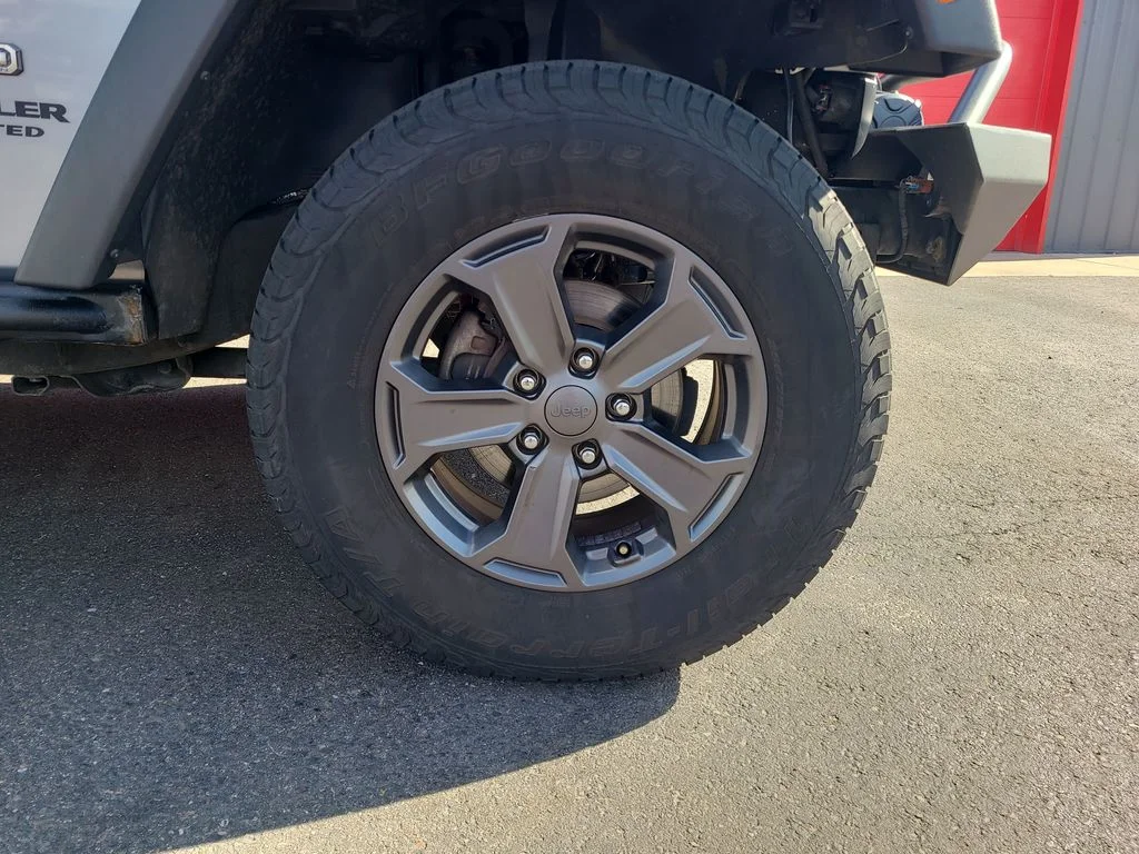 2017 Jeep Wrangler Unlimited Rubicon Recon - Photo 18