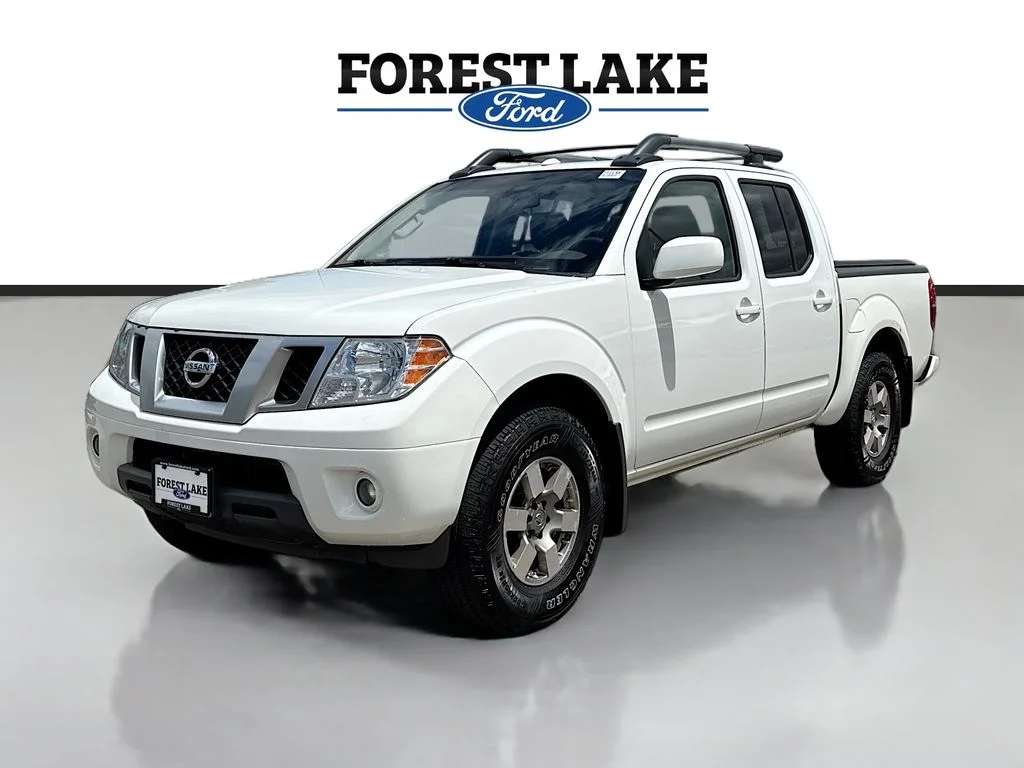 Used 2013 Glacier White Nissan PRO-4X image 3
