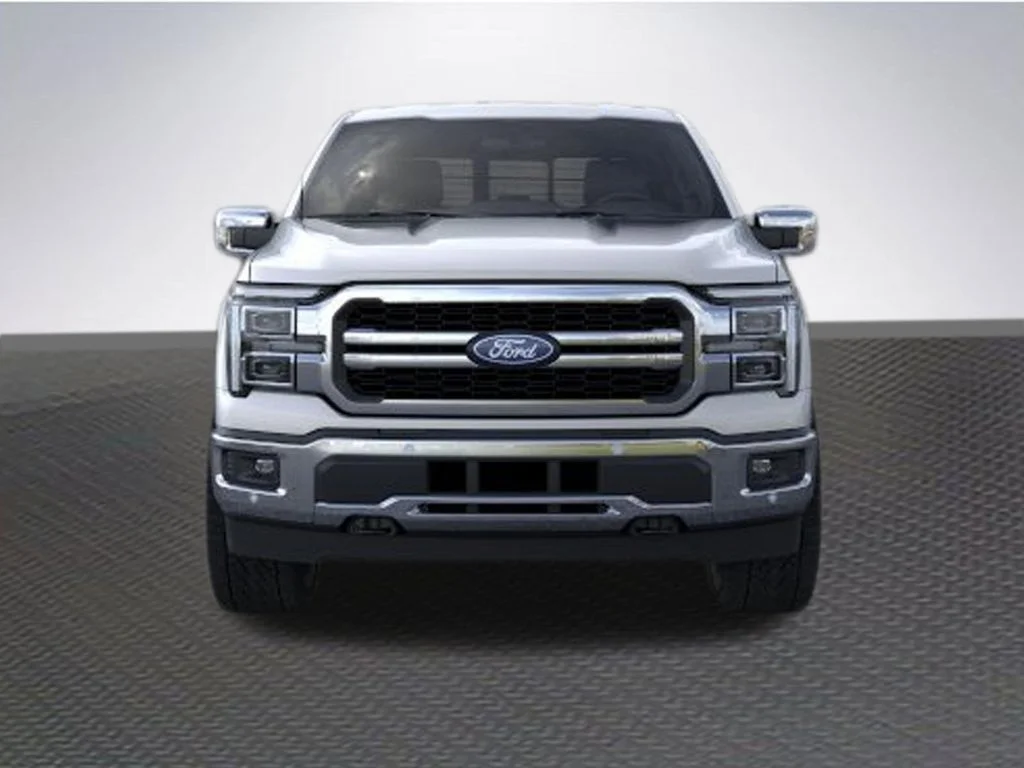 New 2026 Iconic Silver Metallic Ford Lariat® image 6