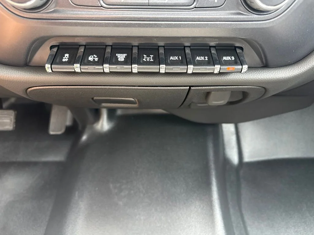 Used 2024 Summit White Chevrolet Work Truck image 16