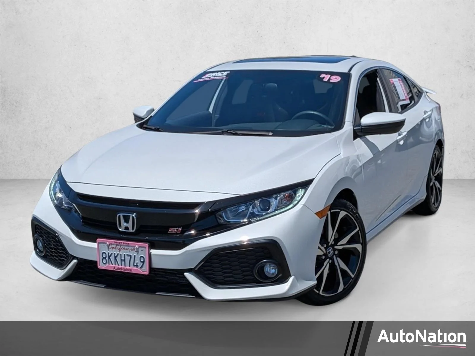 Used 2019 Platinum White Pearl Honda  image 1