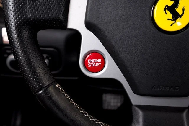 Used 2010 Nero Ferrari  image 42