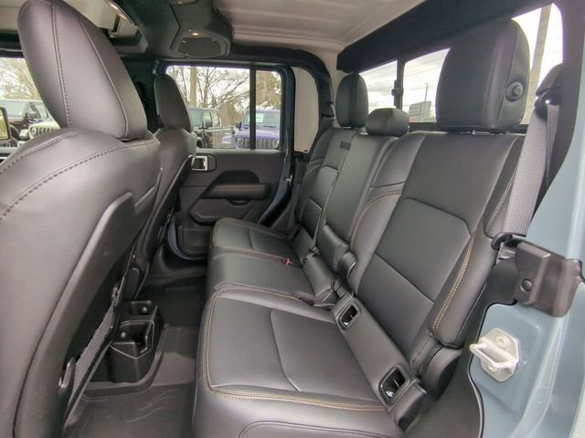 New 2026 Anvil Clear-Coat Exterior Paint Jeep Sahara image 15