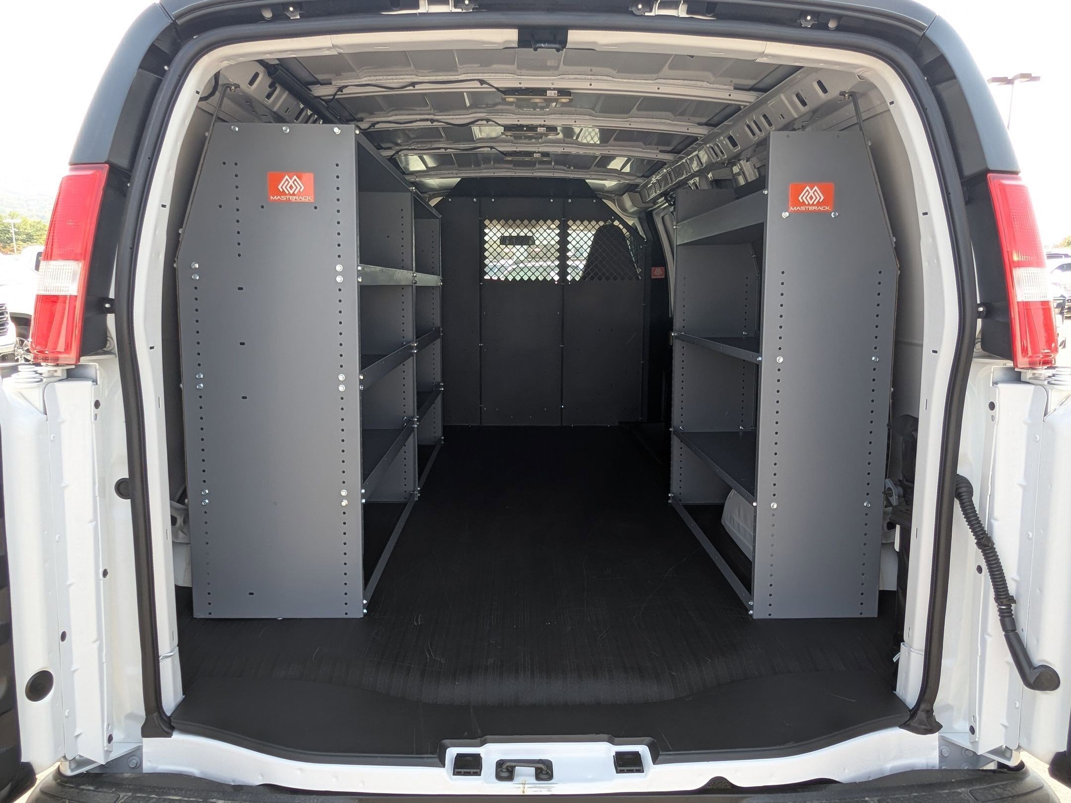 2025 GMC Savana Cargo Work Van - Photo 14