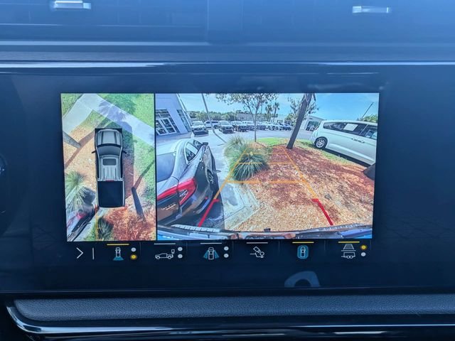 Used 2023 Black GMC AT4 image 22