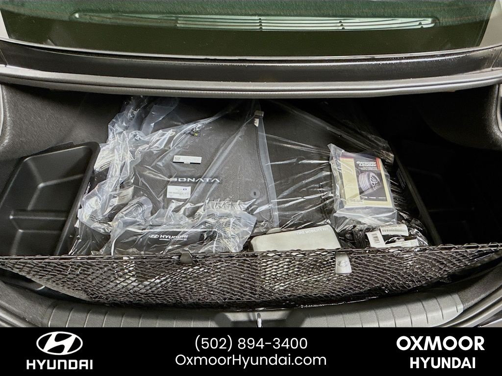 Used 2025 Abyss Black Hyundai SEL image 25