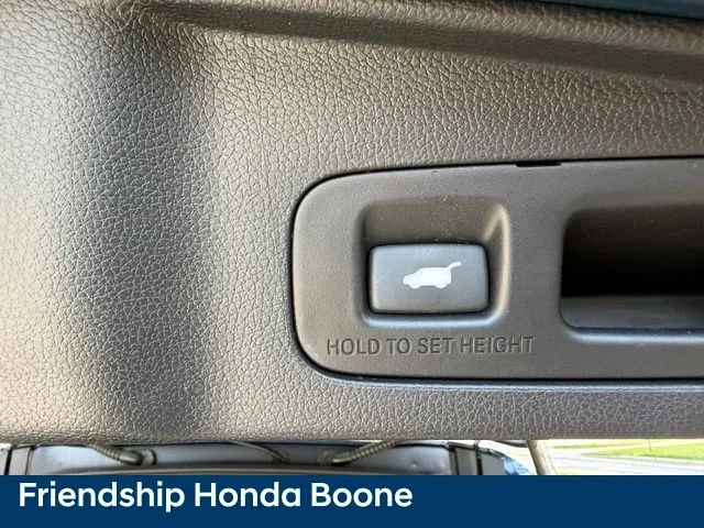 Used 2018 Blue Honda EX-L image 34