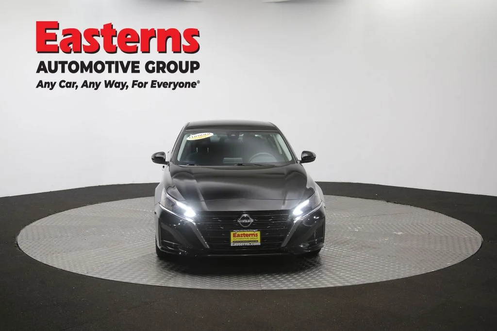 Used 2023 Black Nissan 2.5 SV image 51