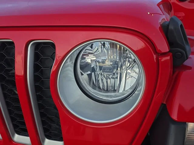 Used 2021 Red Jeep Overland image 30
