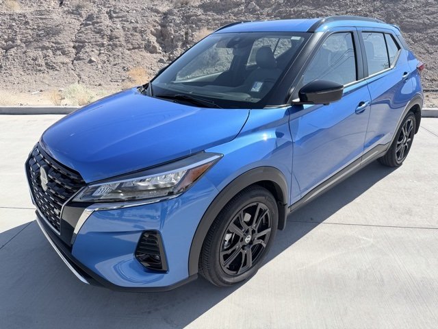 2021 Nissan Kicks SR