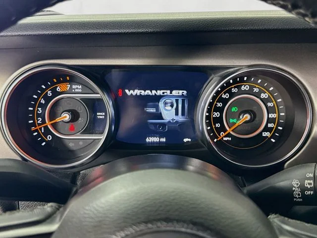 Used 2020 Gray Jeep Sport S image 12