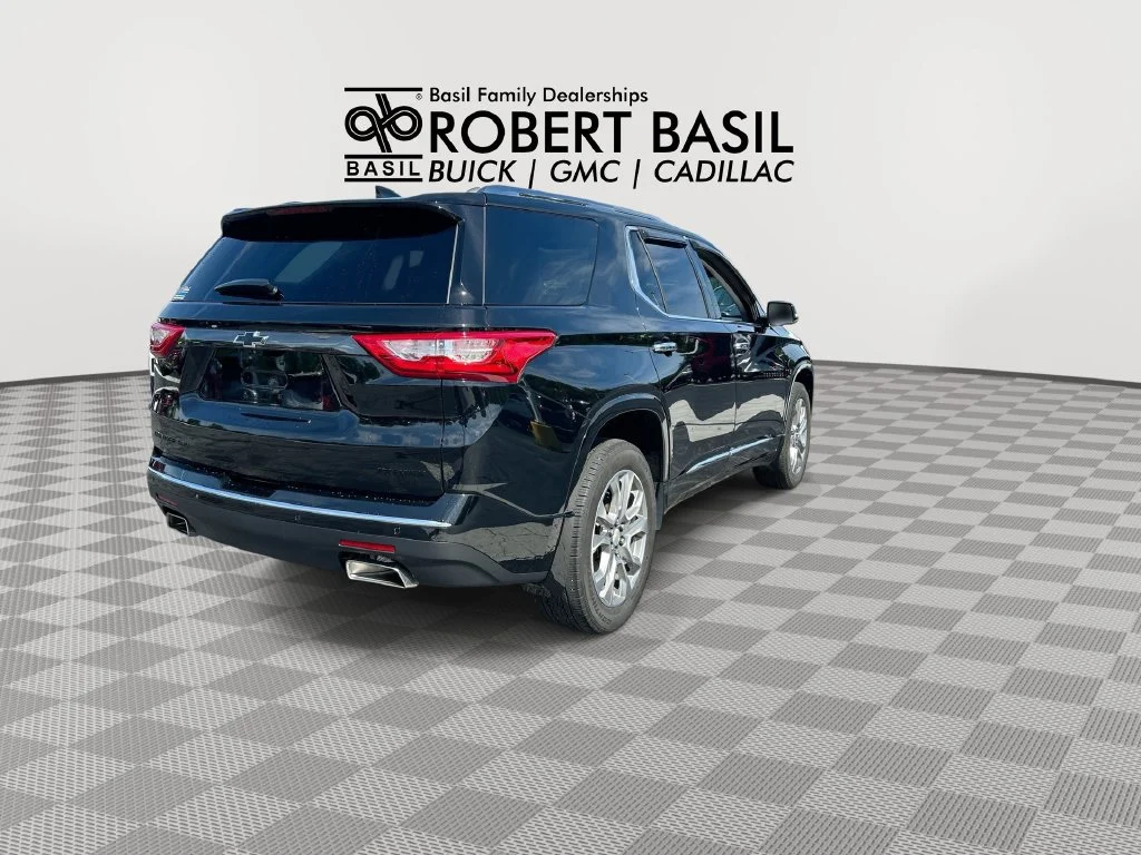Used 2019 MOSAIC BLACK METALLIC Chevrolet Premier image 8