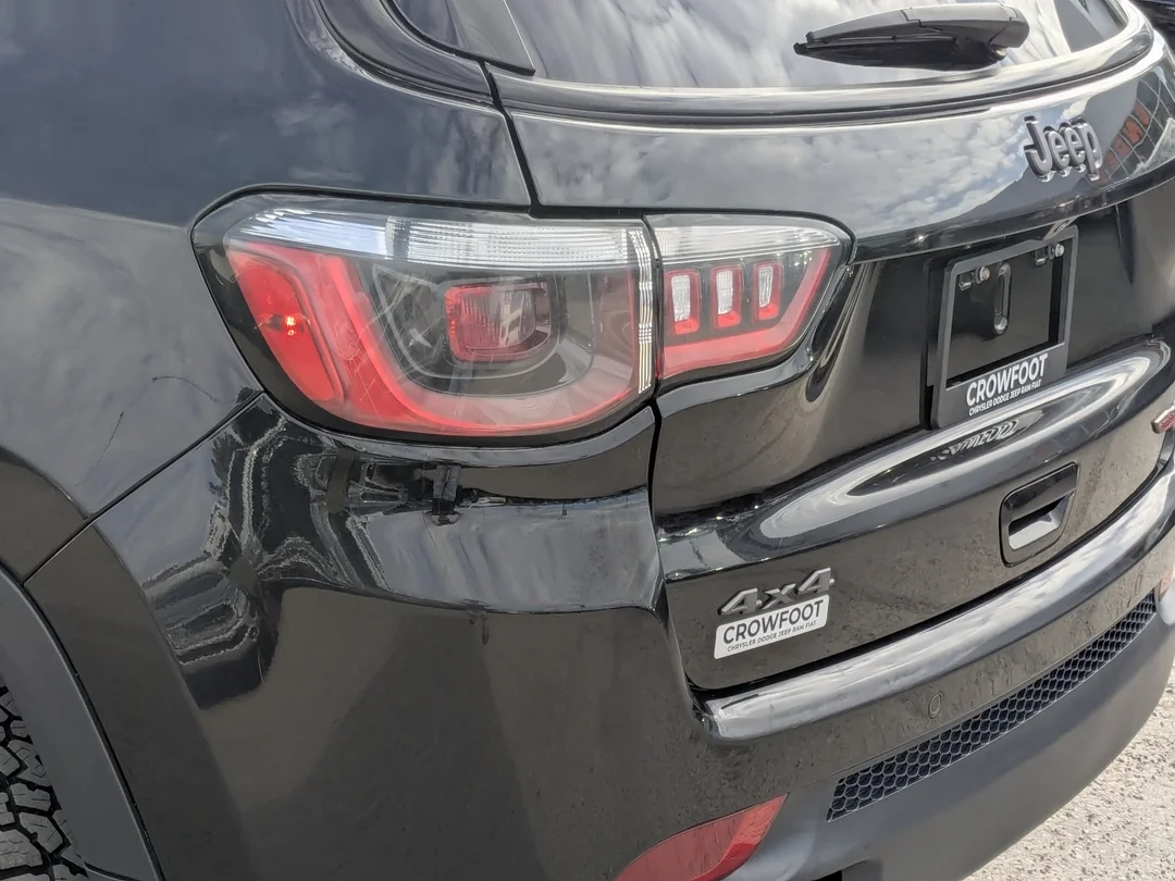 Certified Used 2024 Black Jeep Trailhawk - - 4x4 - Sun & Sound Group - Dual Pane Sunroof - Leather - NAV & More! image 11