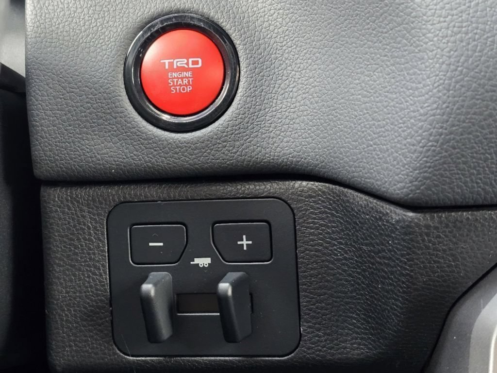 Used 2025 Terra Toyota Limited image 9