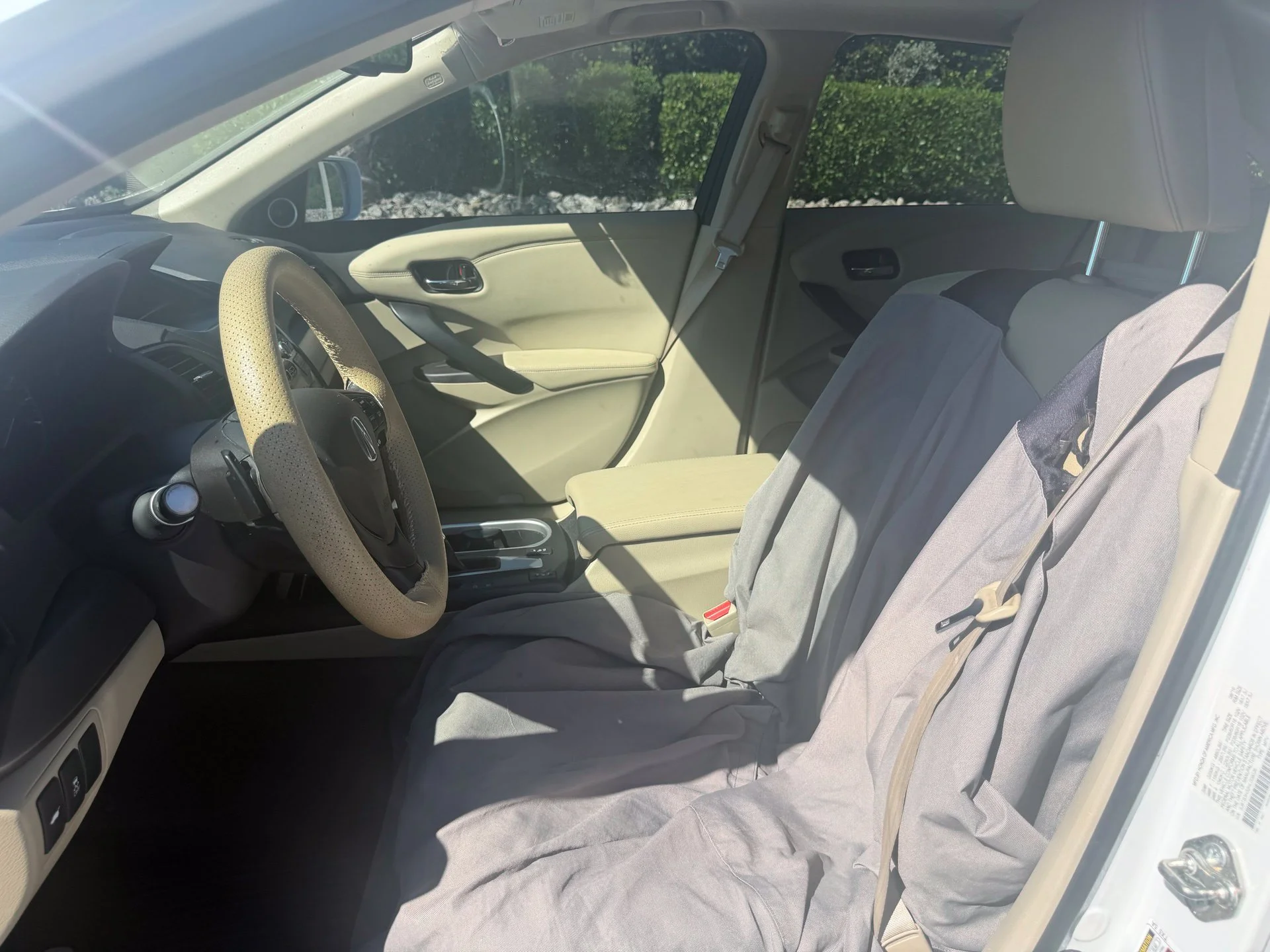 Used 2017 White Diamond Pearl Acura Base image 14