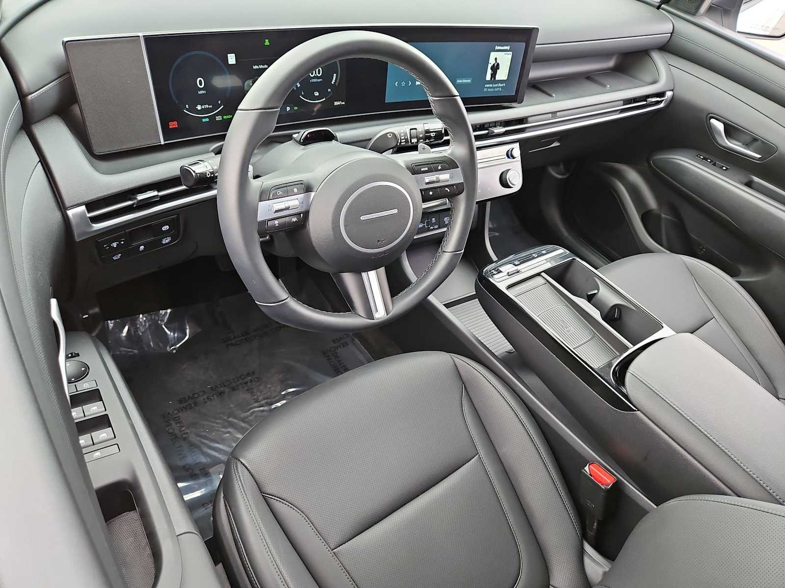 Certified Used 2025 Creamy White Pearl Hyundai SEL Convenience image 10