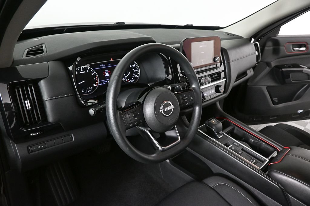 Used 2022 Black Nissan S image 6