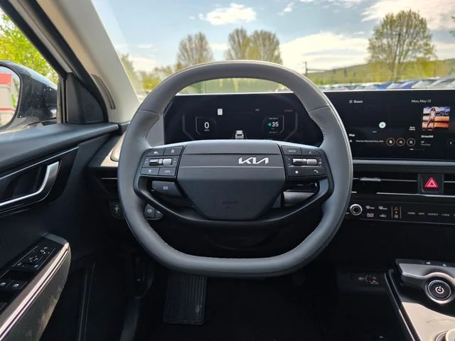 New 2026 Glacial White Pearl Kia Wind image 23