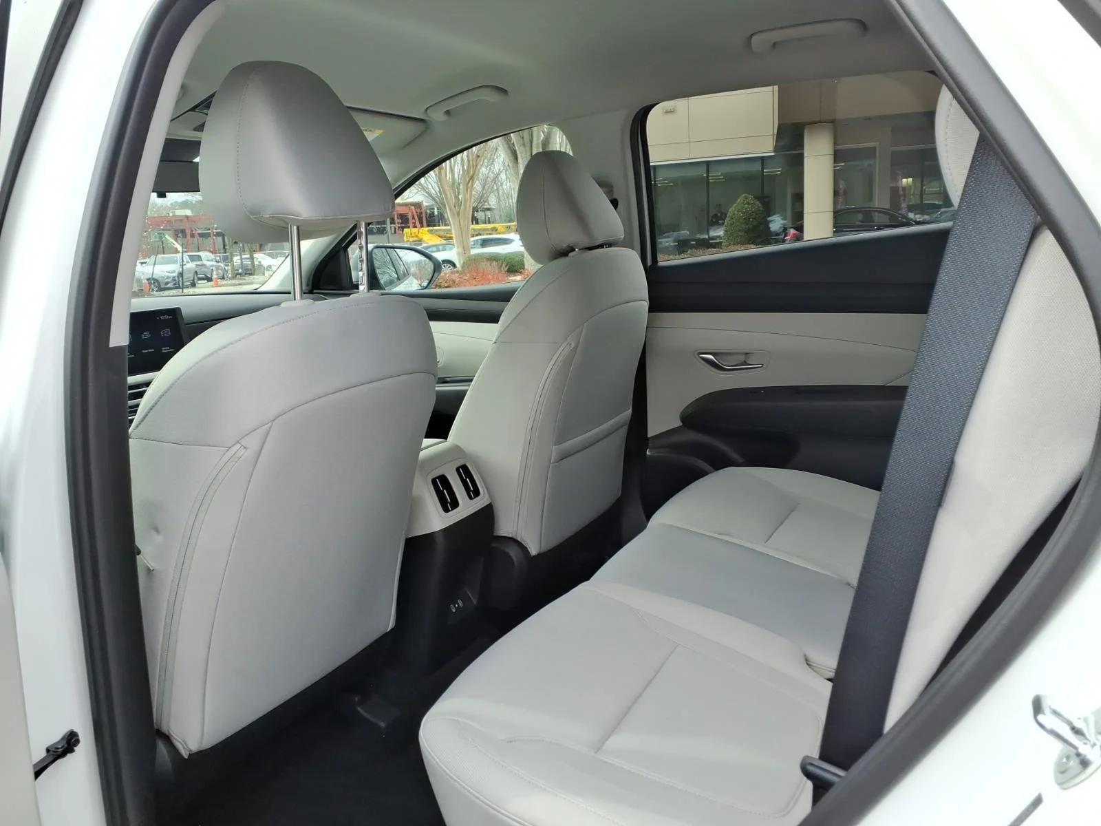 Used 2026 Serenity White Pearl Hyundai SEL image 32