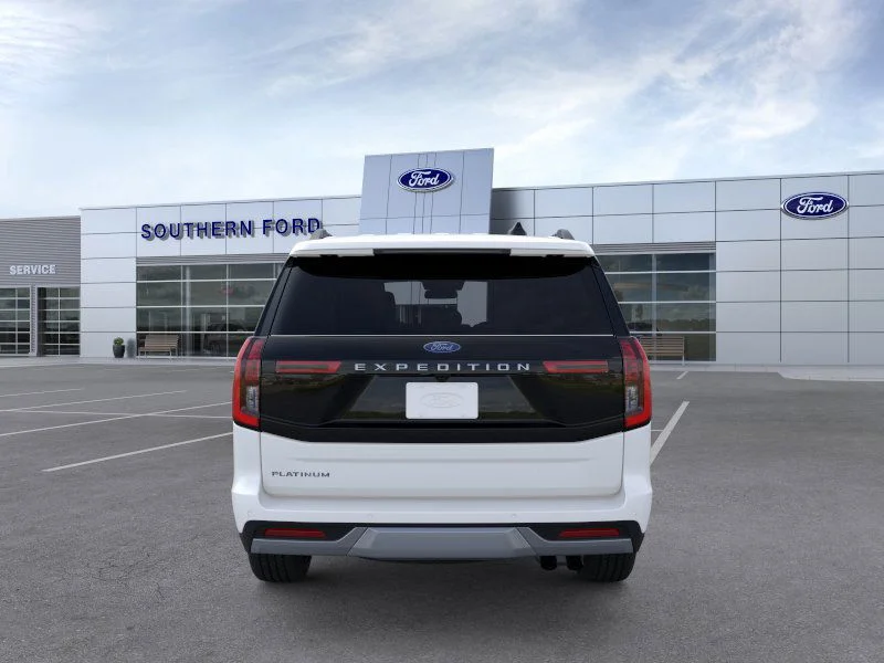New 2026 Star White Metallic Tri-Coat Ford Platinum image 28