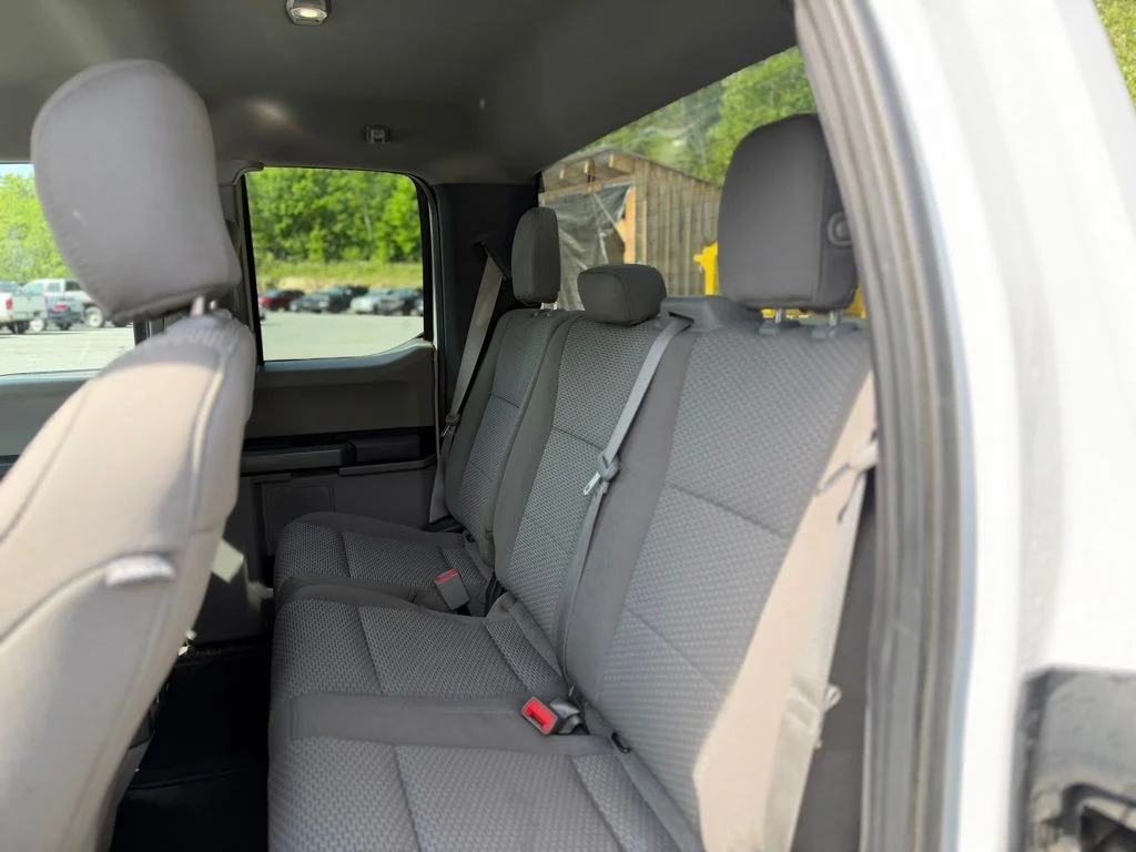 Used 2018 White Ford XLT image 5