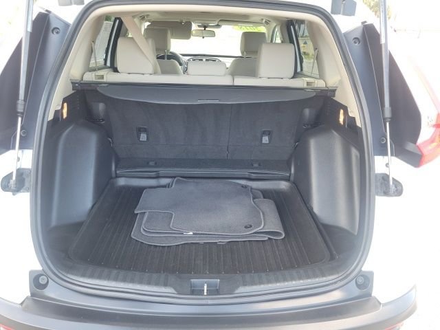 Used 2018 White Honda EX image 7