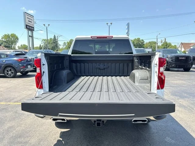 2026 Chevrolet Silverado 1500 LT - Photo 10