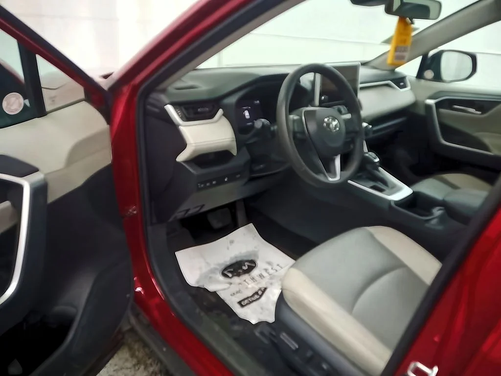 Used 2024 Ruby Flare Pearl Toyota XLE Premium image 5