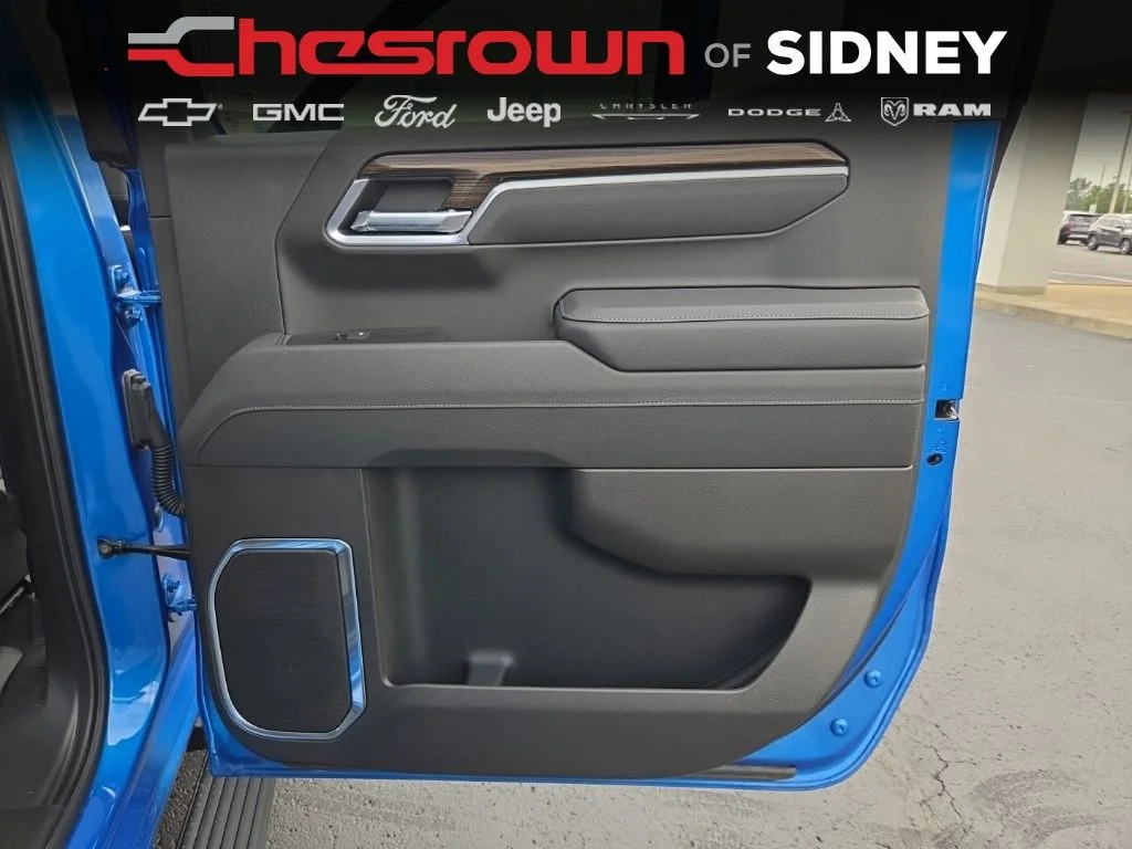 Used 2025 Blue Chevrolet LT image 16