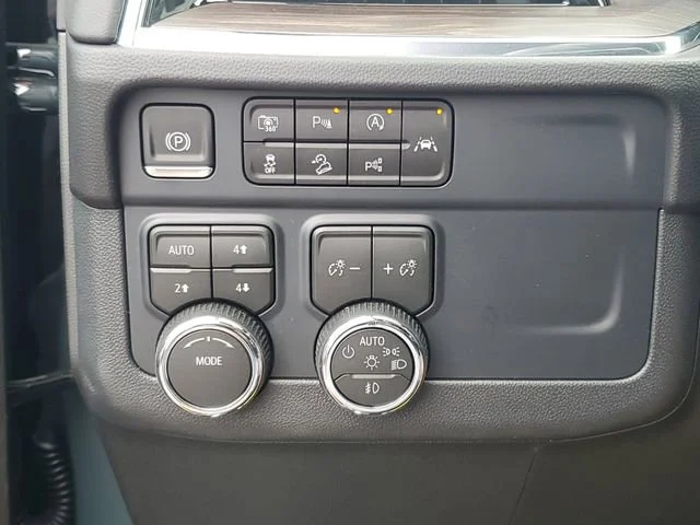 Used 2026 Cypress Gray Chevrolet Z71 image 20