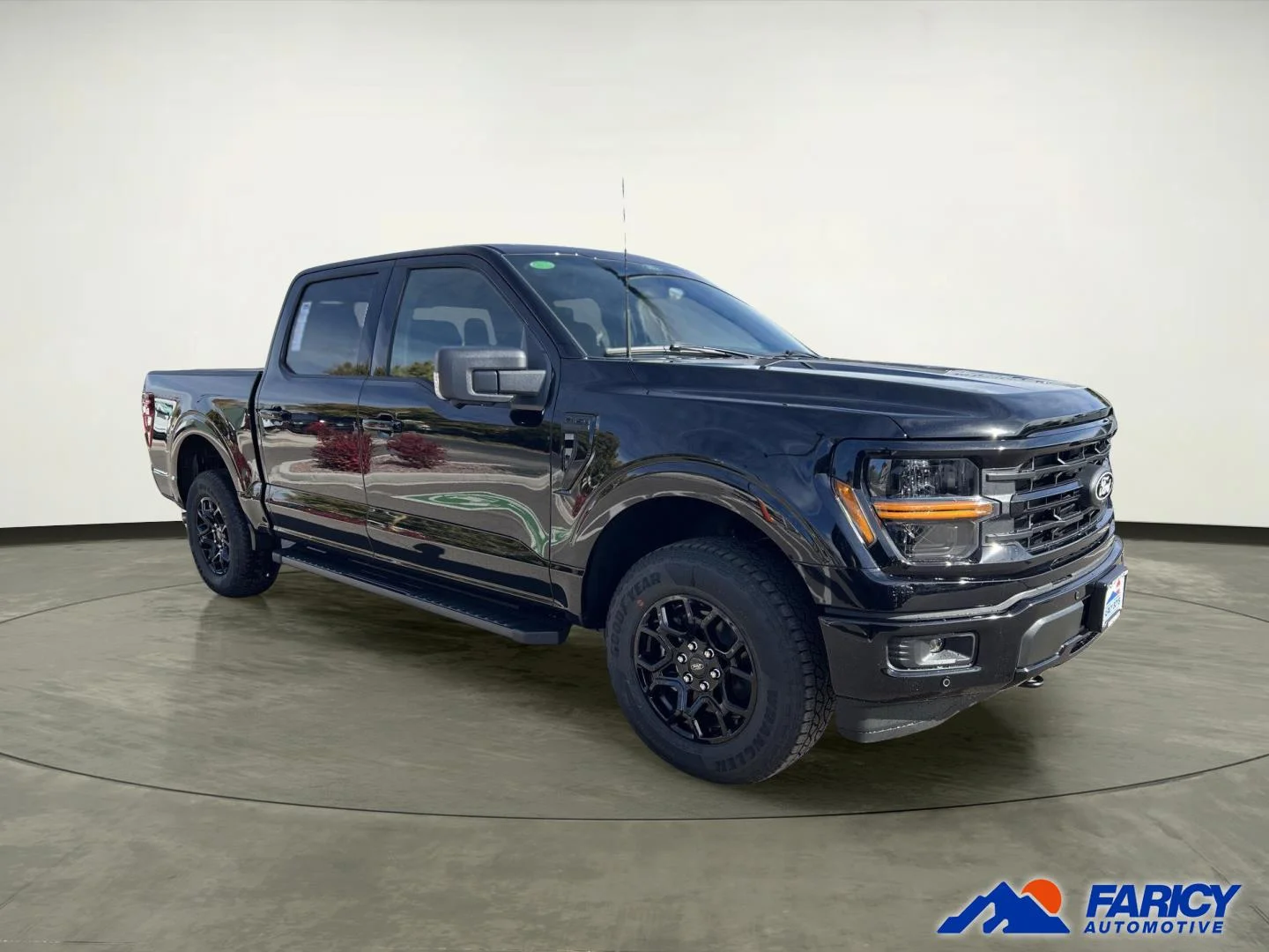 Used 2025 Agate Black Ford XLT image 5