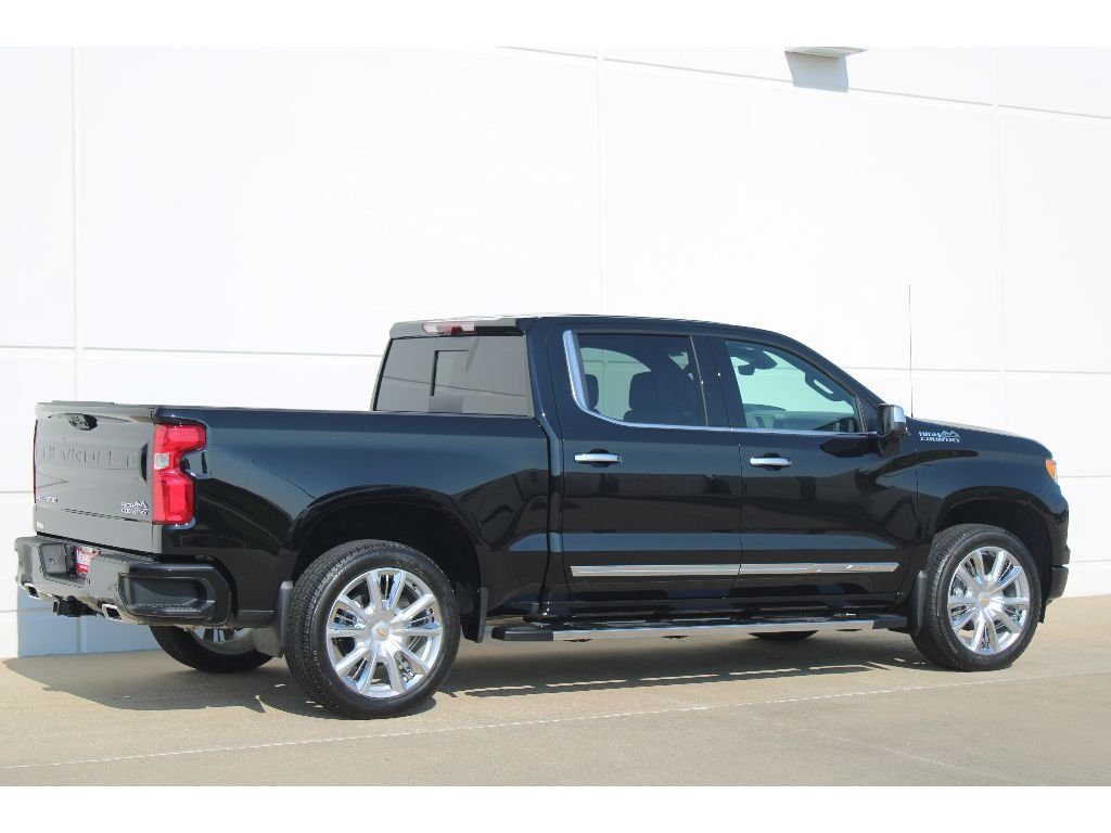 2026 Chevrolet Silverado 1500 High Country - Photo 6