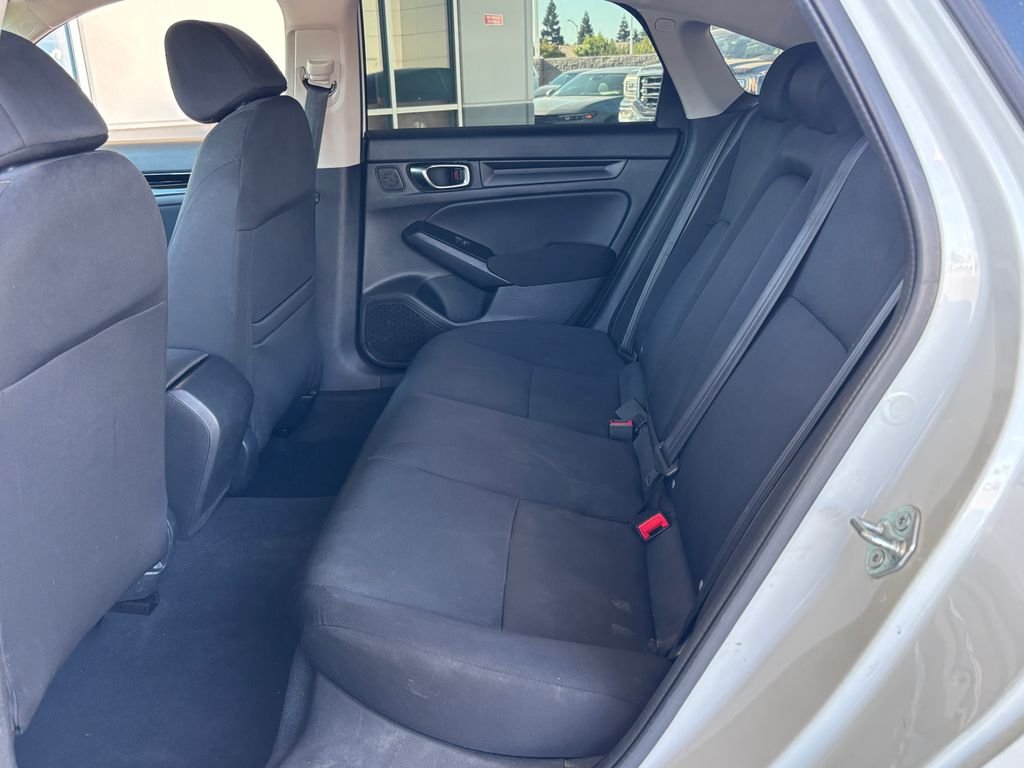 Used 2023 Platinum White Pearl Honda EX image 21