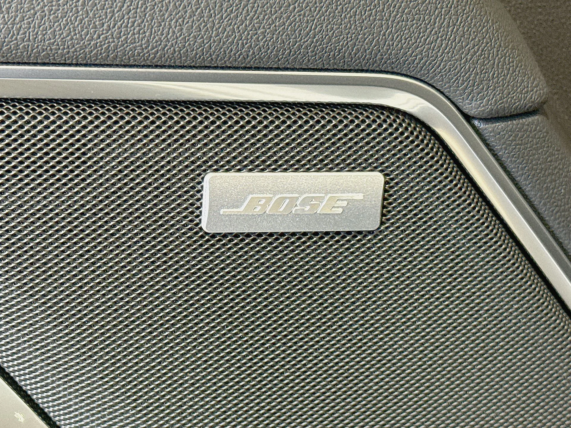New 2026 Glacier White Tricoat GMC SLT image 24