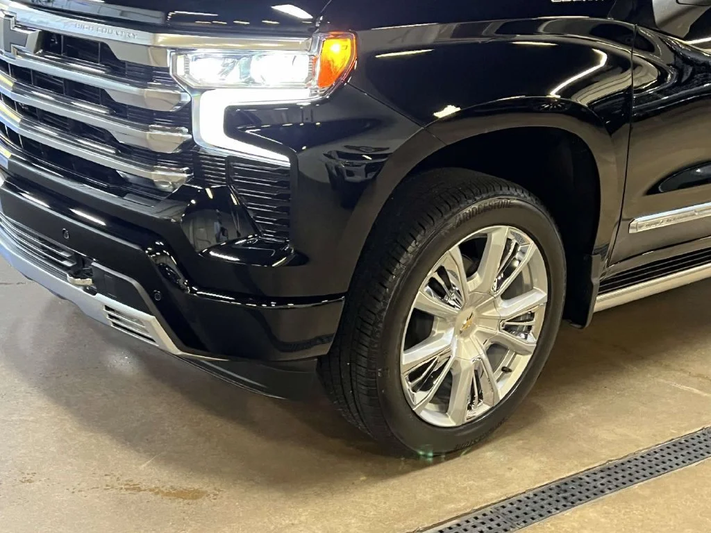 New 2026 Black Chevrolet High Country image 8