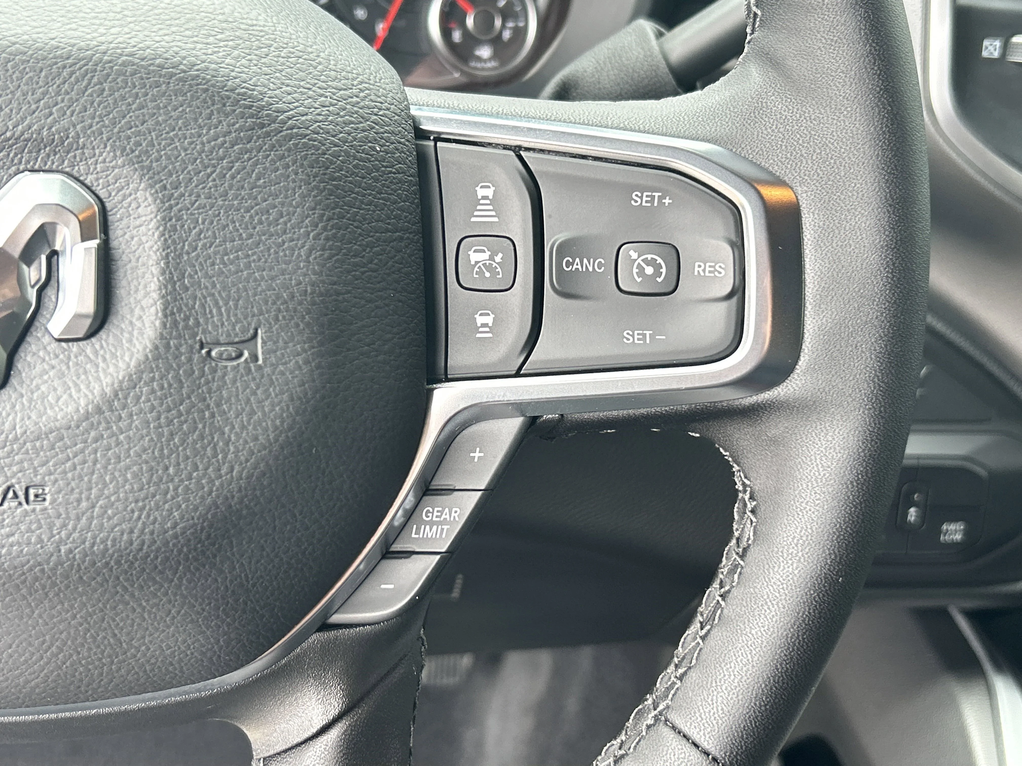 2025 RAM 2500 Big Horn - Photo 25