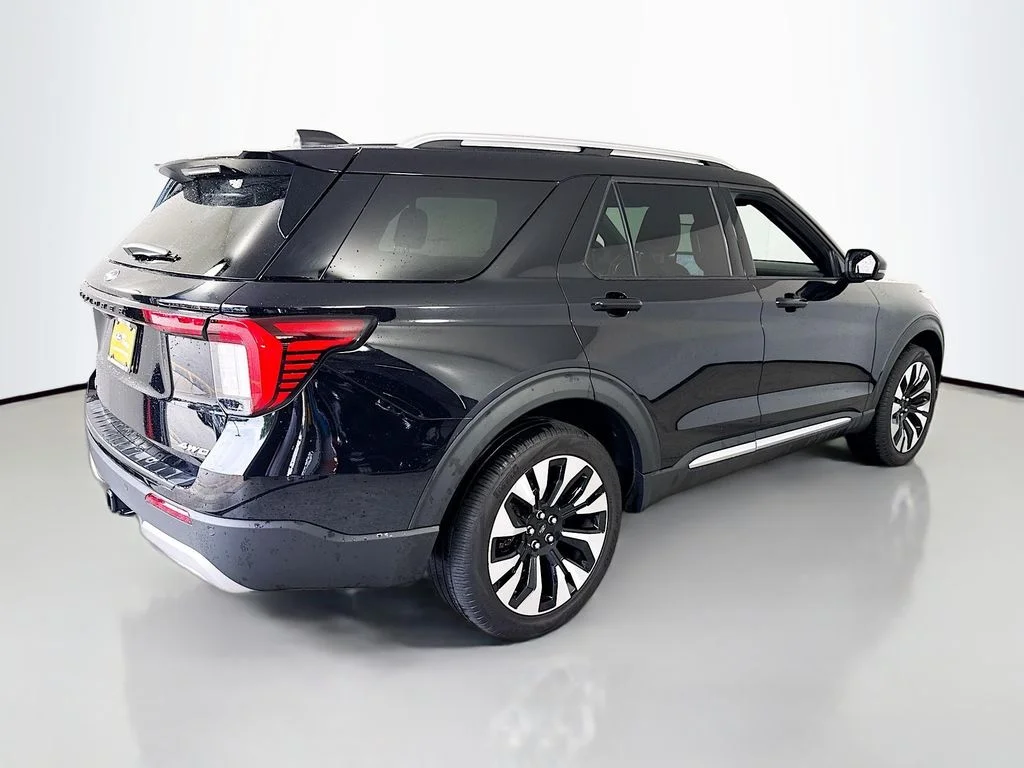 Certified Used 2025 Agate Black Metallic Ford Platinum image 12
