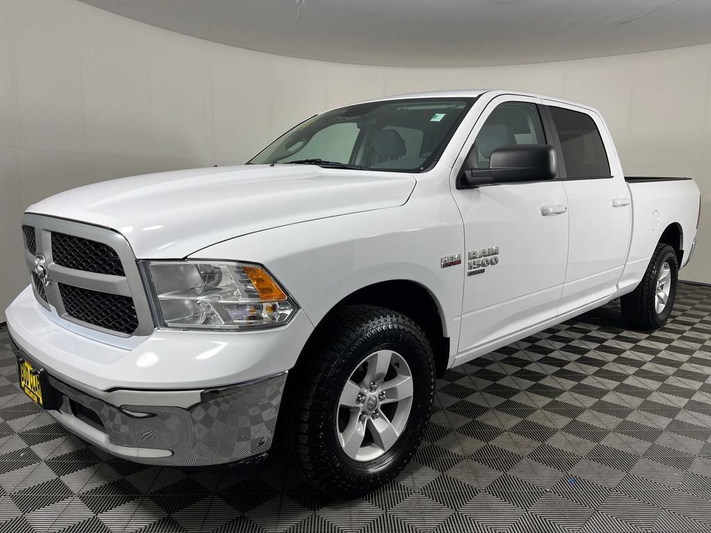 2019 RAM 1500 Classic SLT 4x4 Crew Cab 6'4's photo