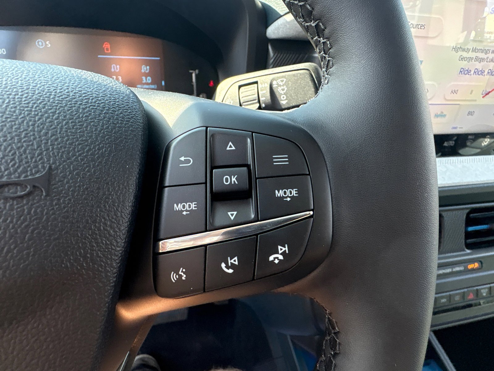 New 2026 Shadow Black Ford XLT image 22