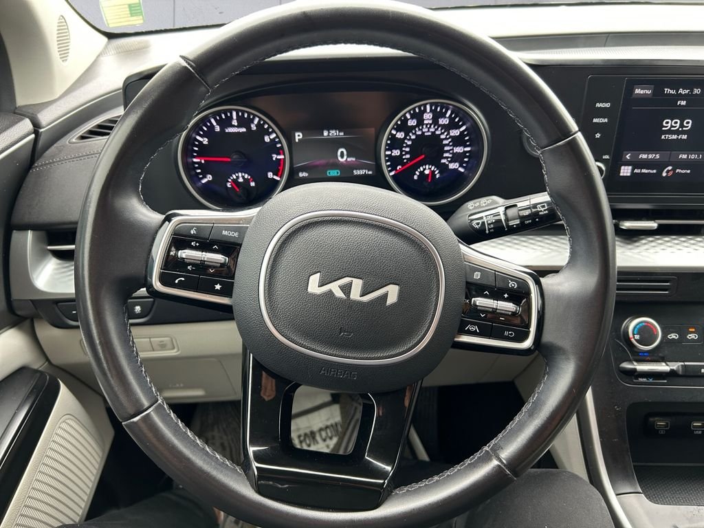 Used 2023 Black Kia LX Seat Package image 9