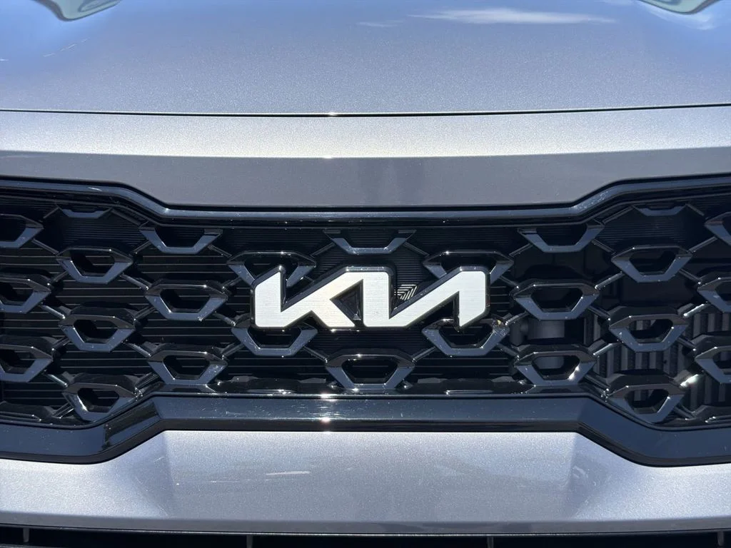 Used 2023 Silver Kia SX image 38