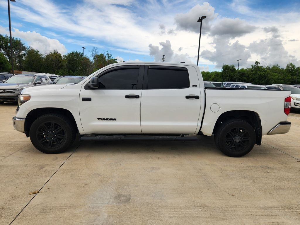 Used 2020 Super White Toyota SR5 image 6