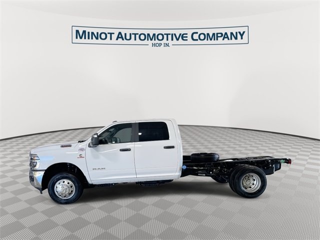 2026 Ram 3500 Tradesman photo 4