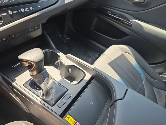 Used 2025 Caviar Lexus 350 F Sport image 23