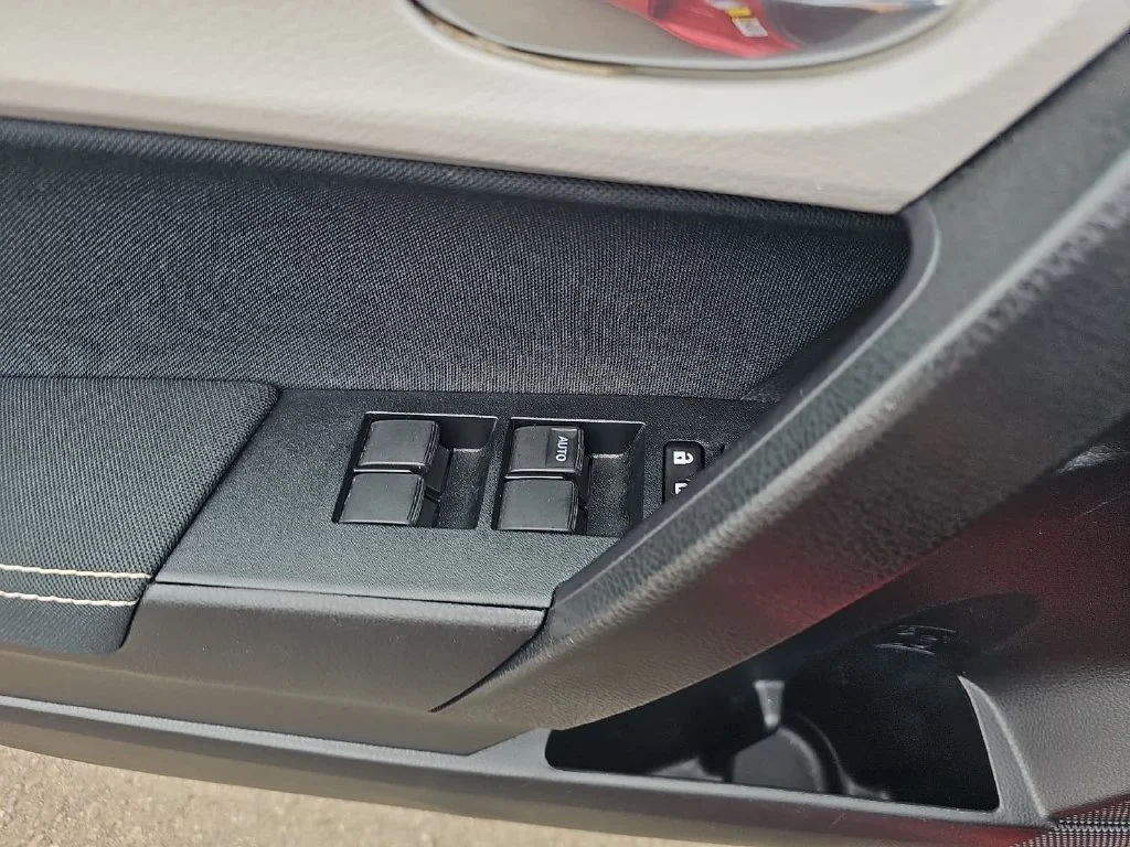 Used 2016 Red Toyota LE Plus image 26